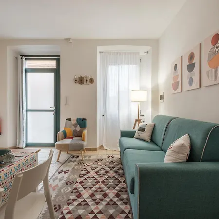 Villanova Casa Indipendente In Centro Storico - Casa Mios *